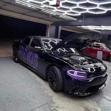 2016 Dodge Charger SRT Hellcat Sedan 4D