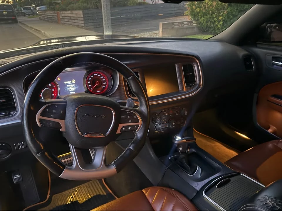 2016 Dodge Charger SRT Hellcat 7th Gen - Image 14 of 17