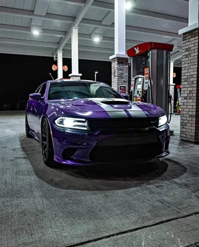 2016 Dodge Charger SRT Hellcat Sedan 4D