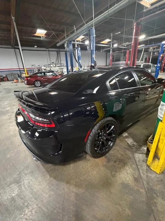 2016 Dodge Charger SRT Hellcat 7th Gen - Image 3 of 11