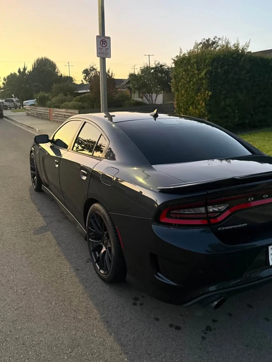 2016 Dodge Charger SRT Hellcat 7th Gen - Image 7 of 17