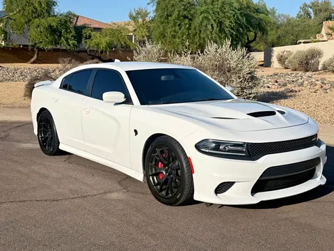 2016 Dodge Charger SRT Hellcat Sedan 4D