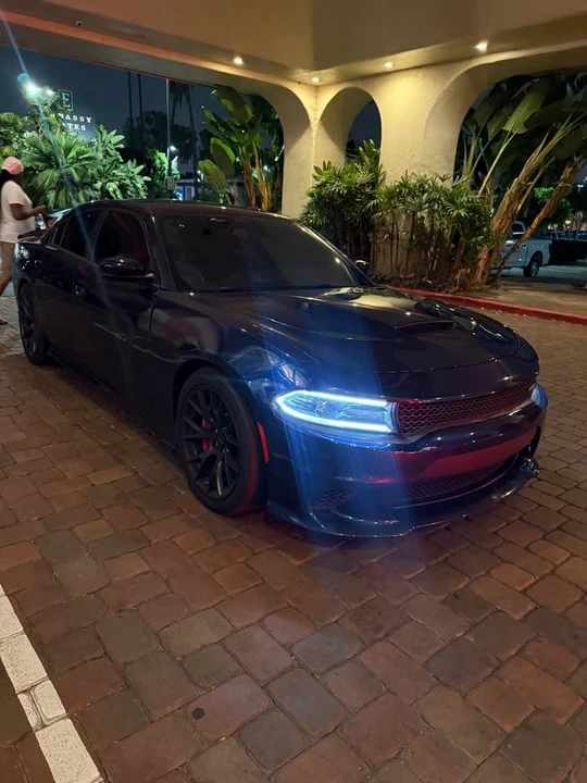 2016 Dodge Charger SRT Hellcat 7th Gen - Image 3 of 7