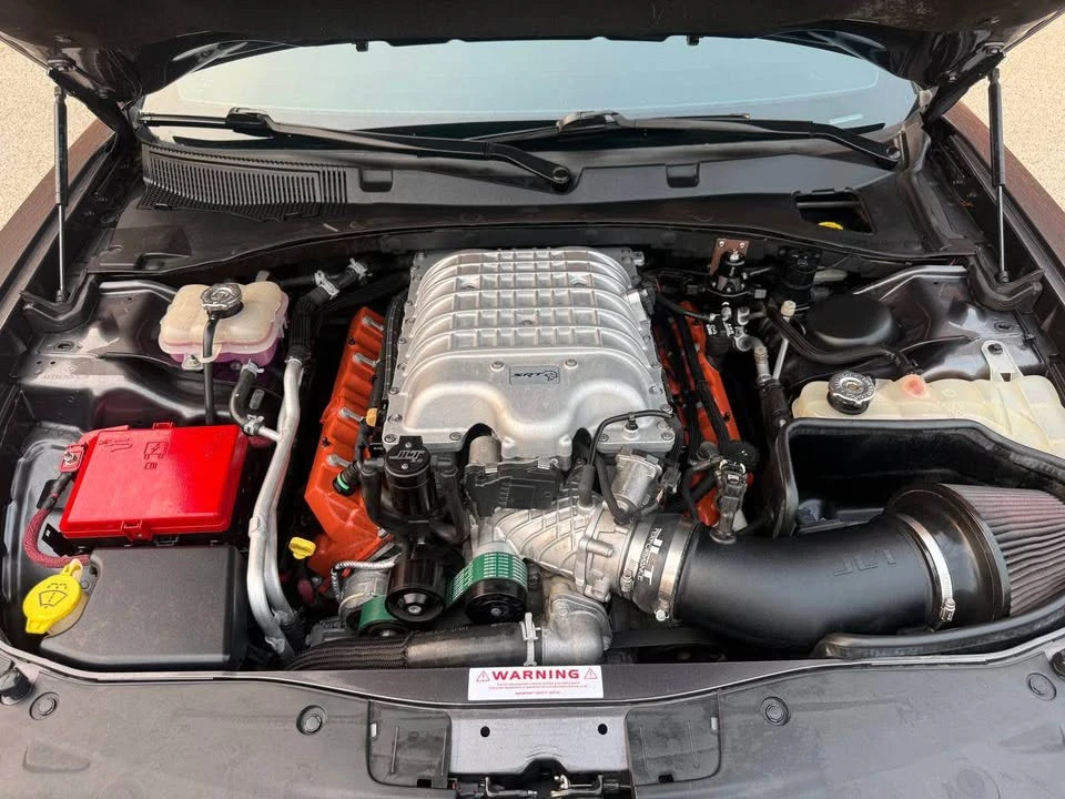 2016 Dodge Charger SRT Hellcat 7th Gen - Image 17 of 20