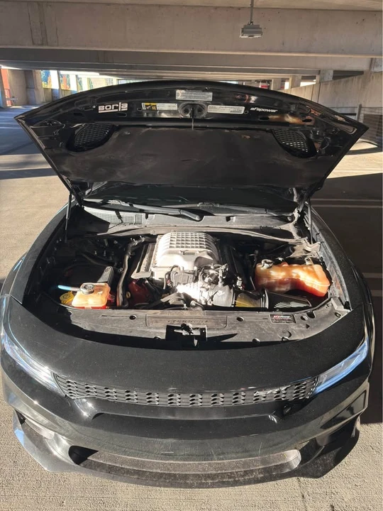 2016 Dodge Charger SRT Hellcat 7th Gen - Image 15 of 18