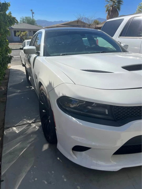 2016 Dodge Charger SRT Hellcat 7th Gen - Image 8 of 9