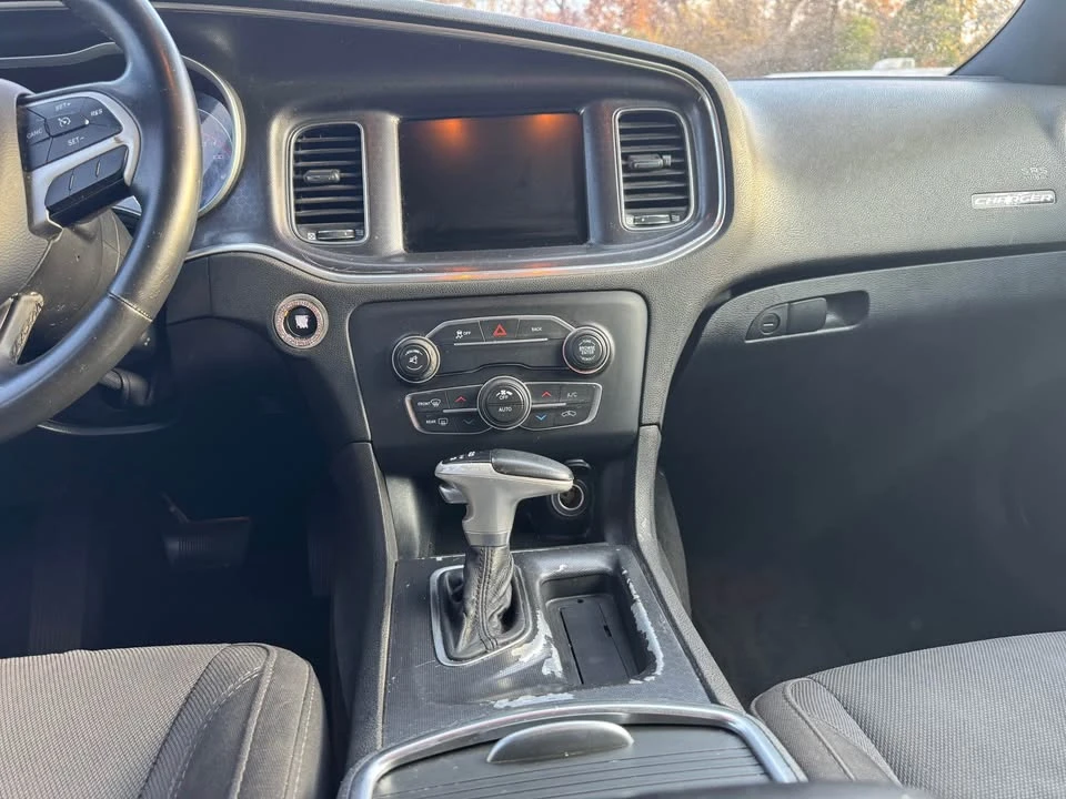 2016 Dodge Charger 7th Gen - Image 5 of 17