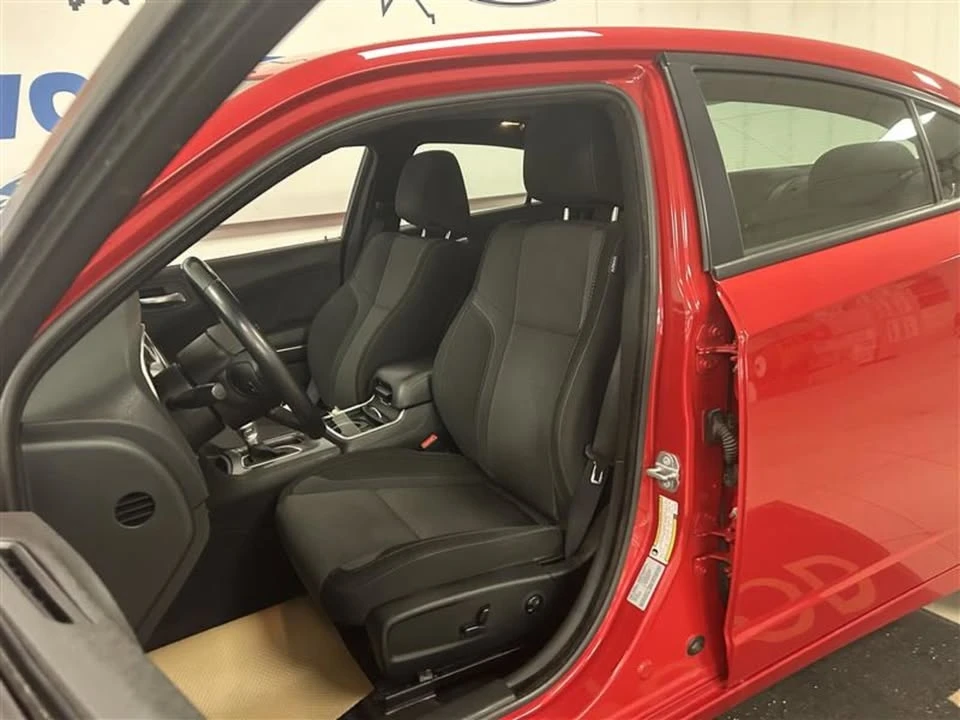 2016 Dodge Charger 7th Gen - Image 12 of 20