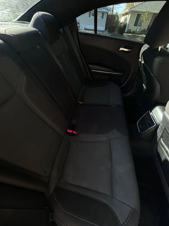 2016 Dodge Charger 7th Gen - Image 5 of 6