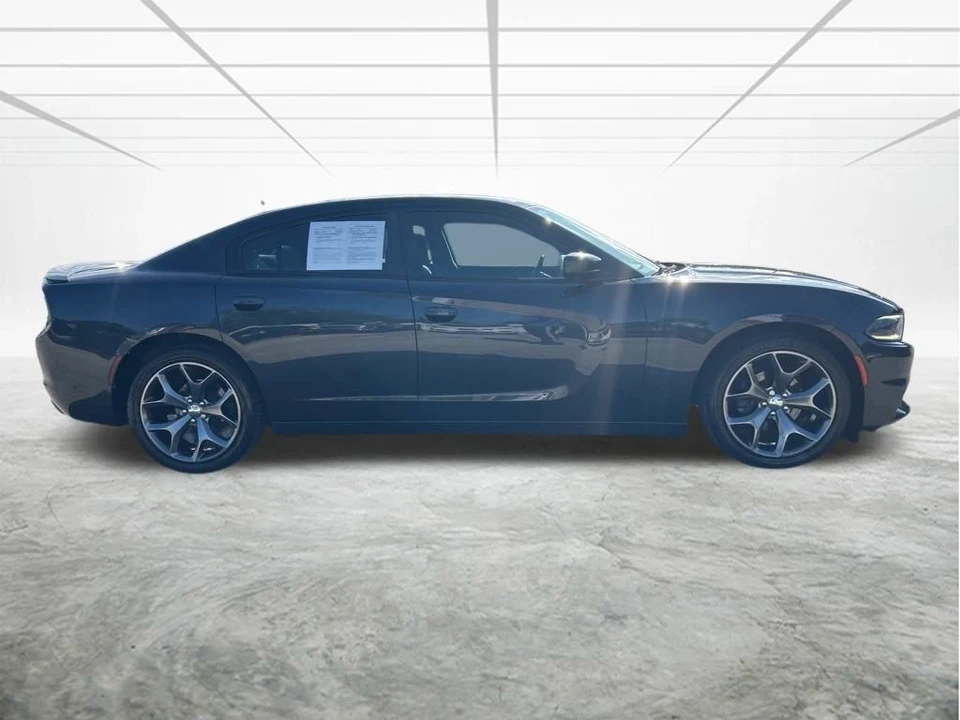 2016 Dodge Charger 7th Gen - Image 3 of 12