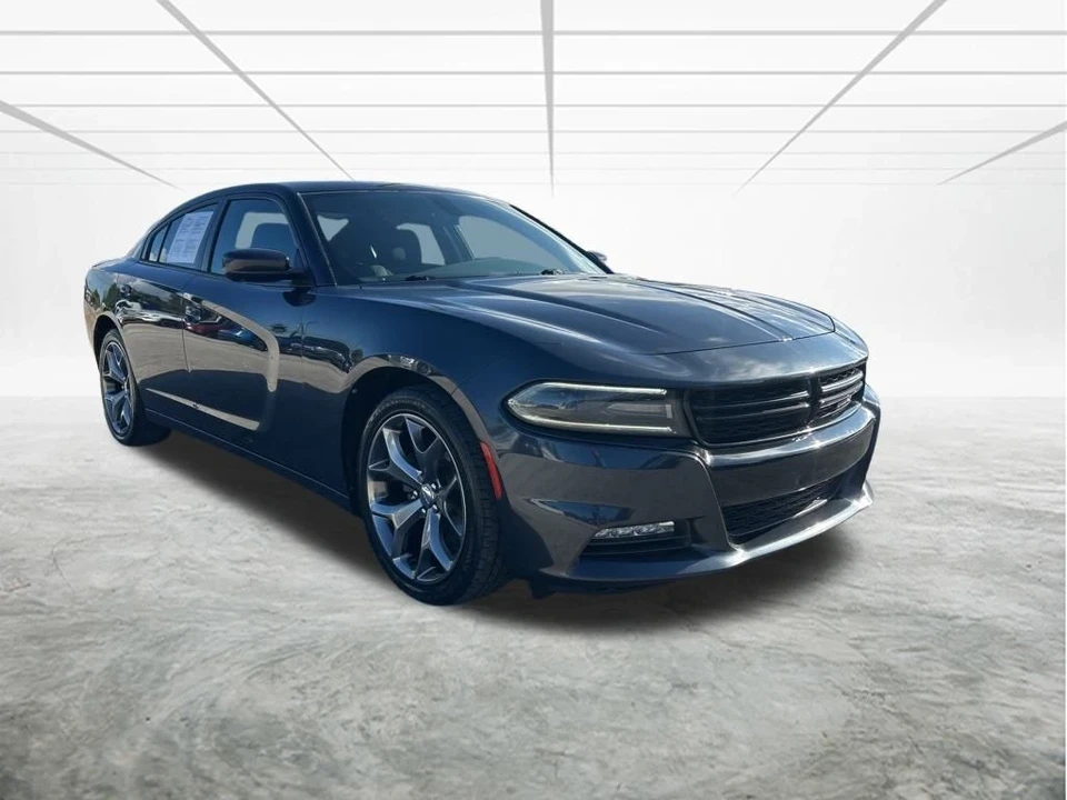 2016 Dodge Charger 7th Gen - Image 2 of 12