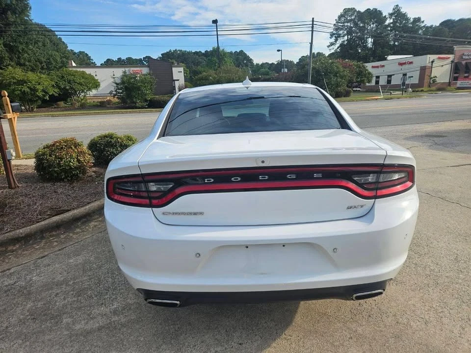 2016 Dodge Charger 7th Gen - Image 4 of 11