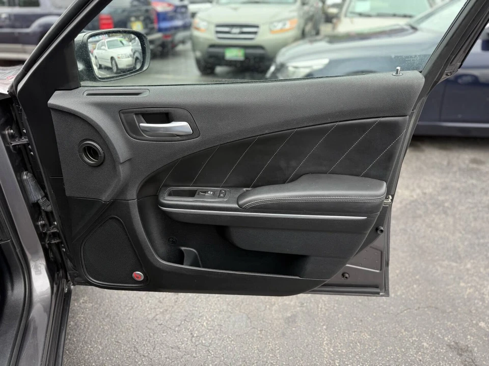 2016 Dodge Charger 7th Gen - Image 22 of 31
