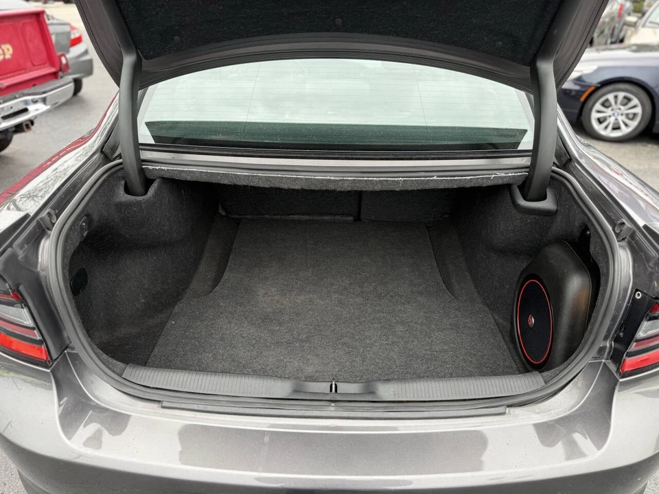 2016 Dodge Charger 7th Gen - Image 28 of 31