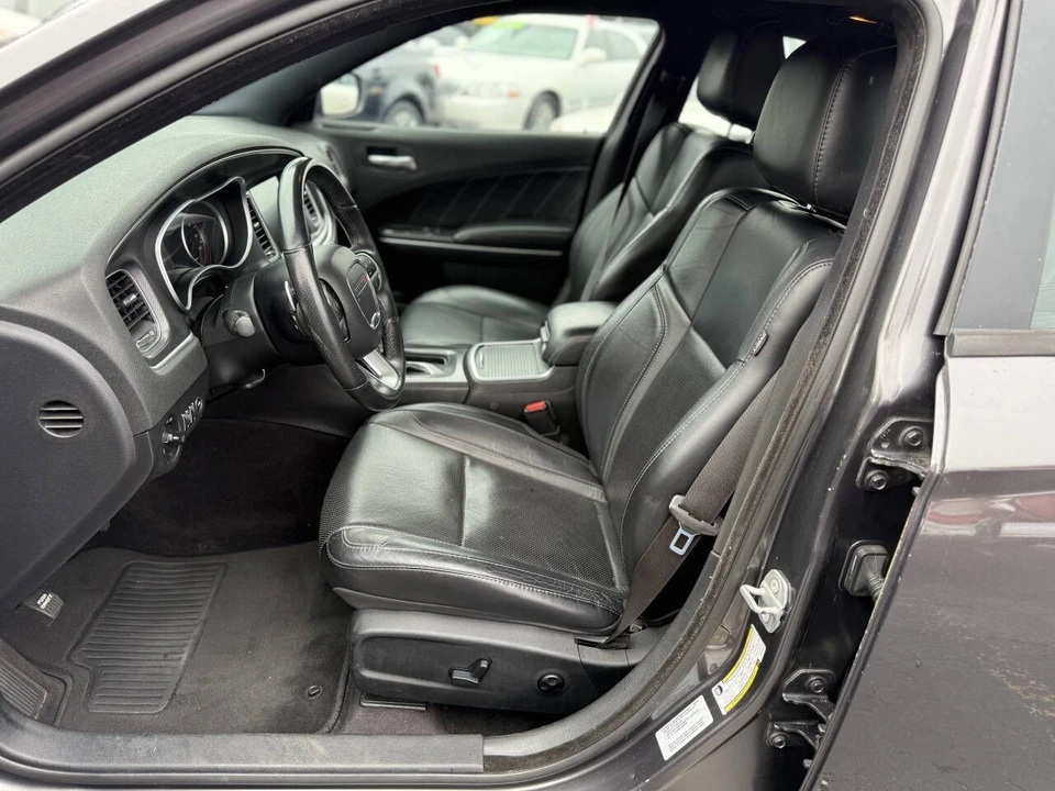 2016 Dodge Charger 7th Gen - Image 12 of 31