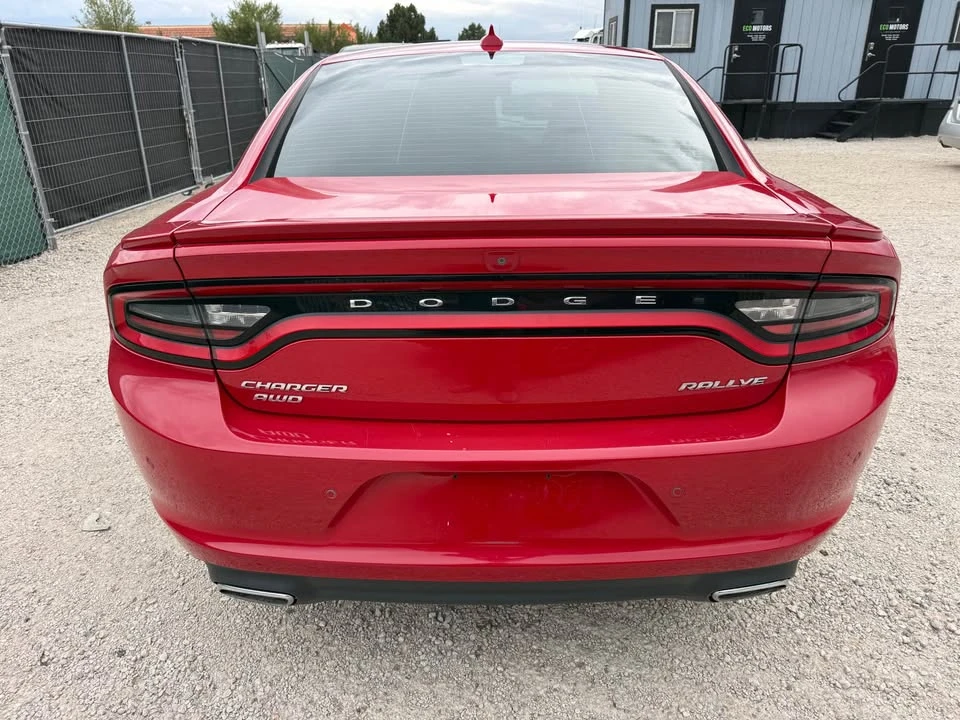 2016 Dodge Charger 7th Gen - Image 4 of 12
