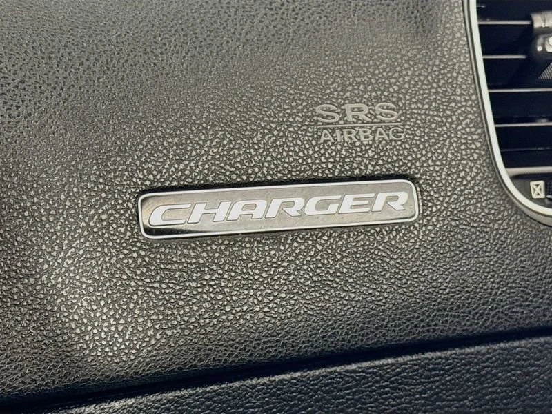 2016 Dodge Charger 7th Gen - Image 19 of 20