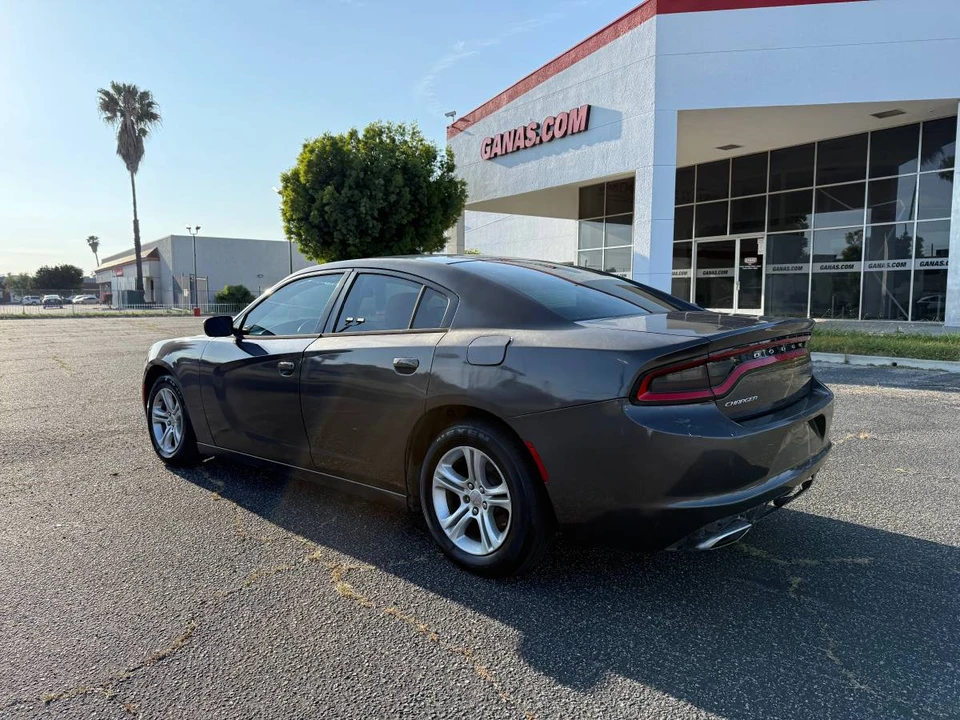 2015 Dodge Charger 7th Gen - Image 4 of 4