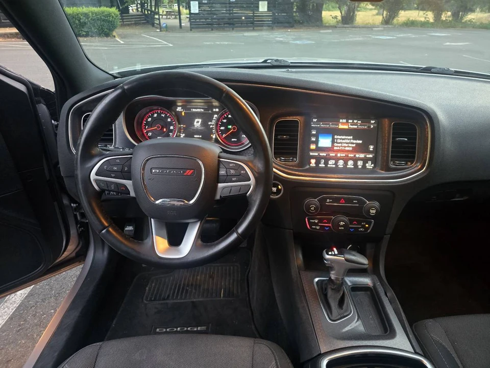 2016 Dodge Charger 7th Gen - Image 15 of 15