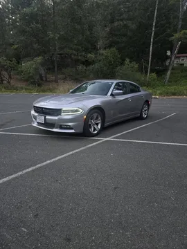 2016 Dodge Charger SXT Plus