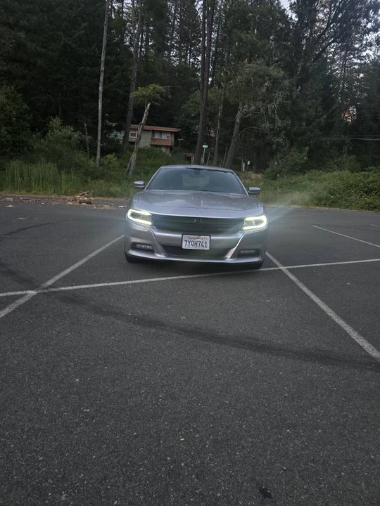 2016 Dodge Charger 7th Gen - Image 2 of 15
