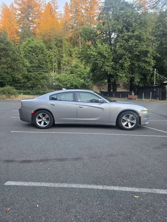 2016 Dodge Charger 7th Gen - Image 4 of 15