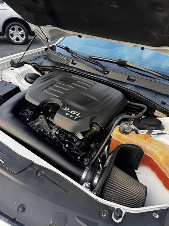2016 Dodge Charger 7th Gen - Image 2 of 8