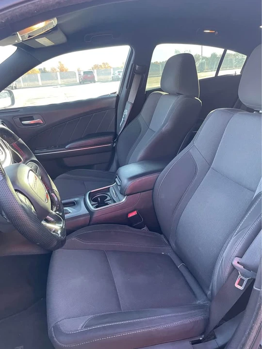 2016 Dodge Charger 7th Gen - Image 6 of 13
