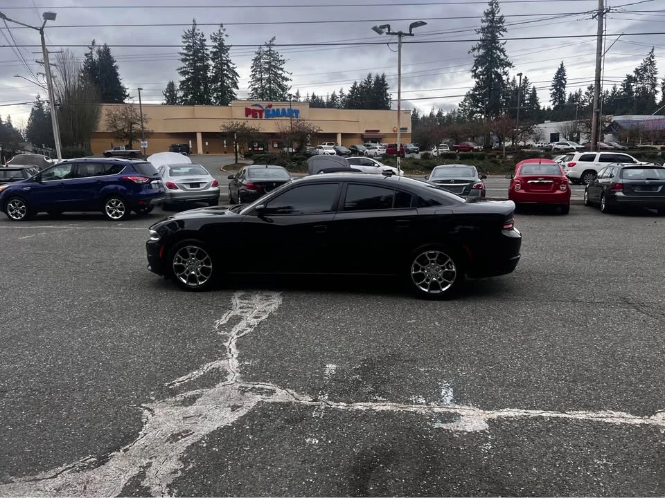 2016 Dodge Charger 7th Gen - Image 13 of 19