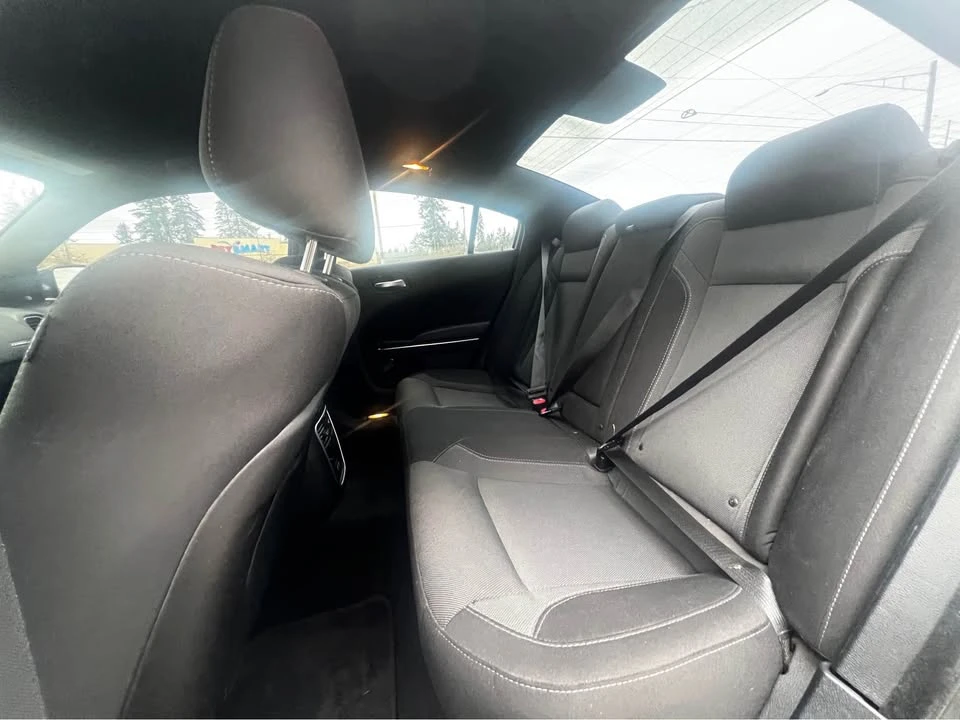 2016 Dodge Charger 7th Gen - Image 15 of 19