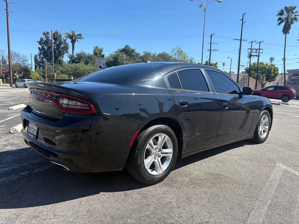 2016 Dodge Charger 7th Gen - Image 5 of 17