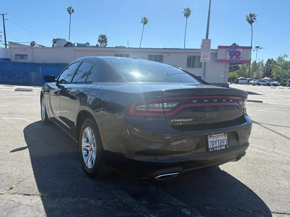 2016 Dodge Charger 7th Gen - Image 3 of 17