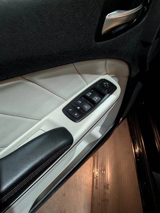 2016 Dodge Charger 7th Gen - Image 3 of 20
