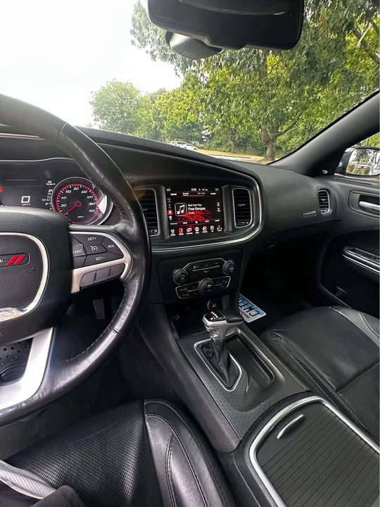 2016 Dodge Charger 7th Gen - Image 7 of 10
