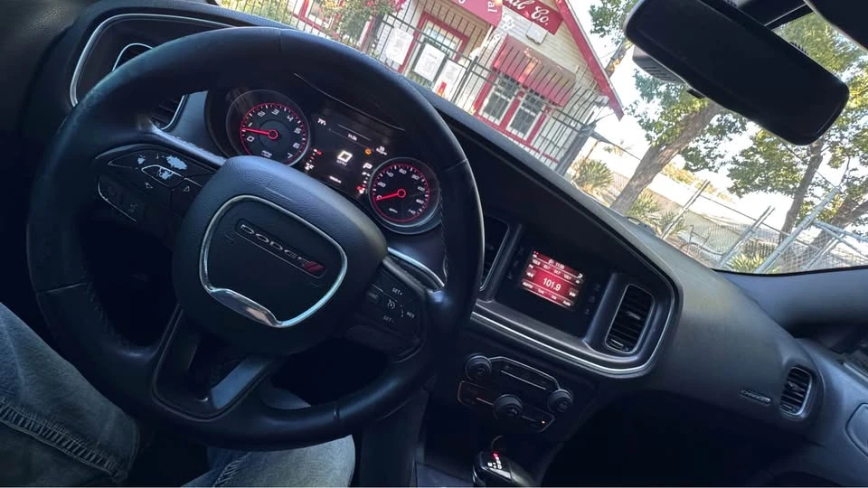 2016 Dodge Charger 7th Gen - Image 10 of 10