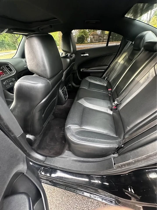 2016 Dodge Charger 7th Gen - Image 9 of 10