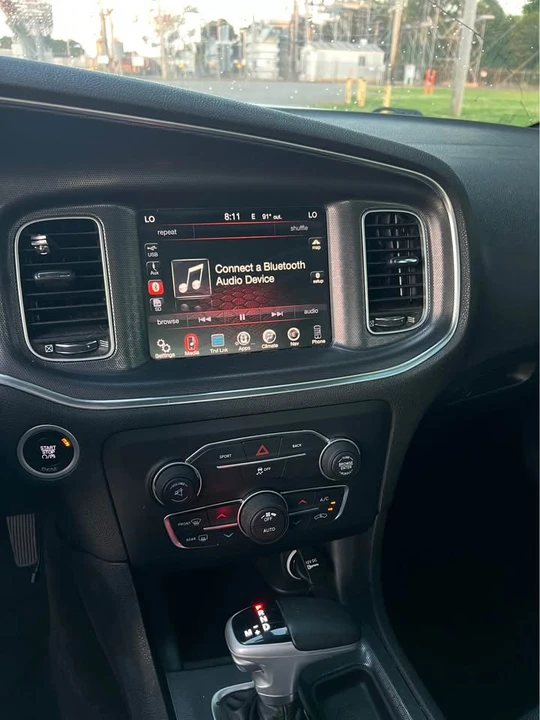 2016 Dodge Charger 7th Gen - Image 15 of 19