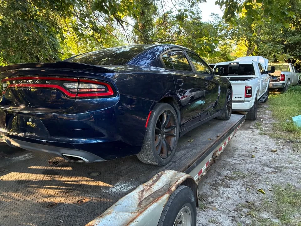 2016 Dodge Charger 7th Gen - Image 3 of 4