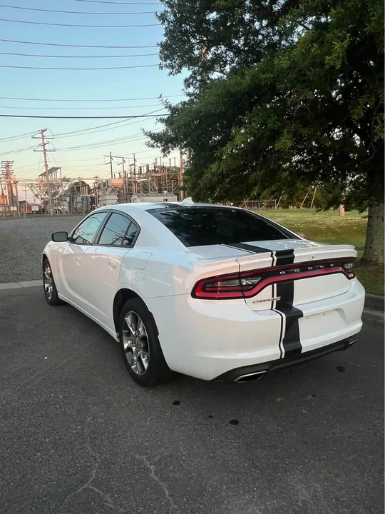 2016 Dodge Charger 7th Gen - Image 2 of 18