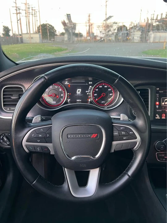 2016 Dodge Charger 7th Gen - Image 17 of 18