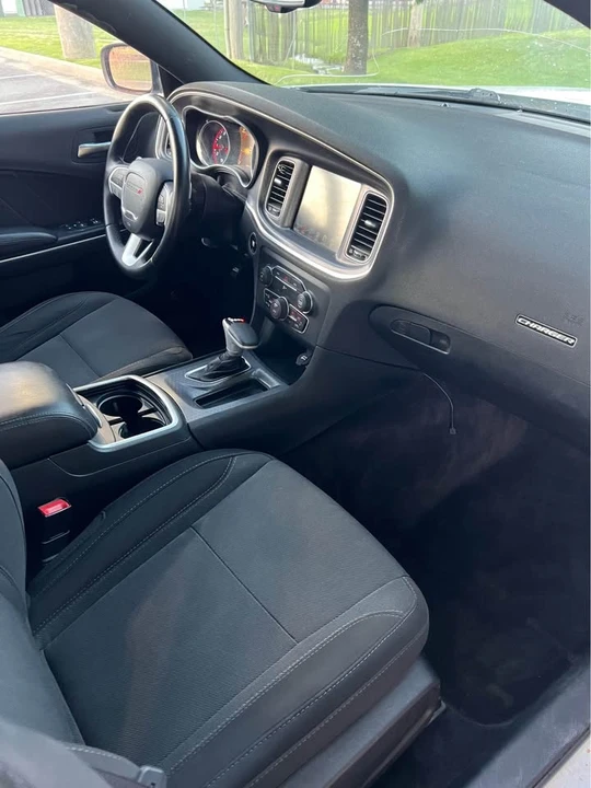 2016 Dodge Charger 7th Gen - Image 11 of 18