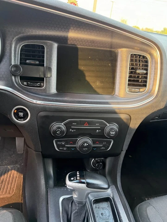 2016 Dodge Charger 7th Gen - Image 5 of 8