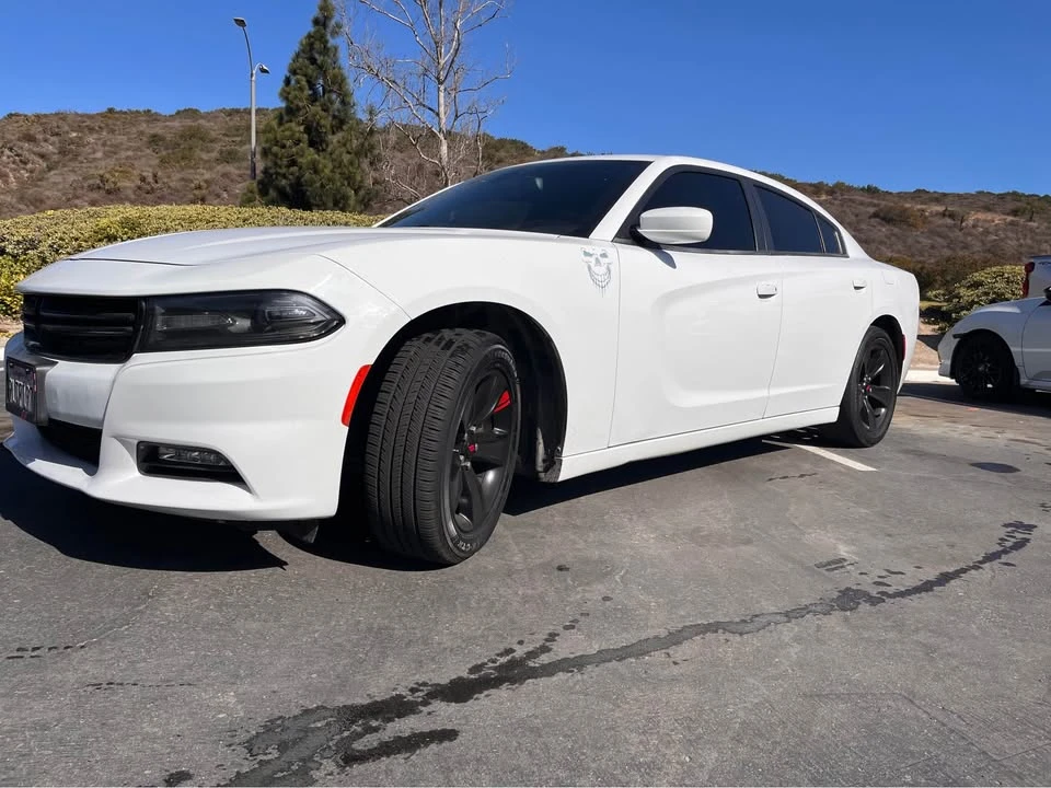 2016 Dodge Charger 7th Gen - Image 4 of 10