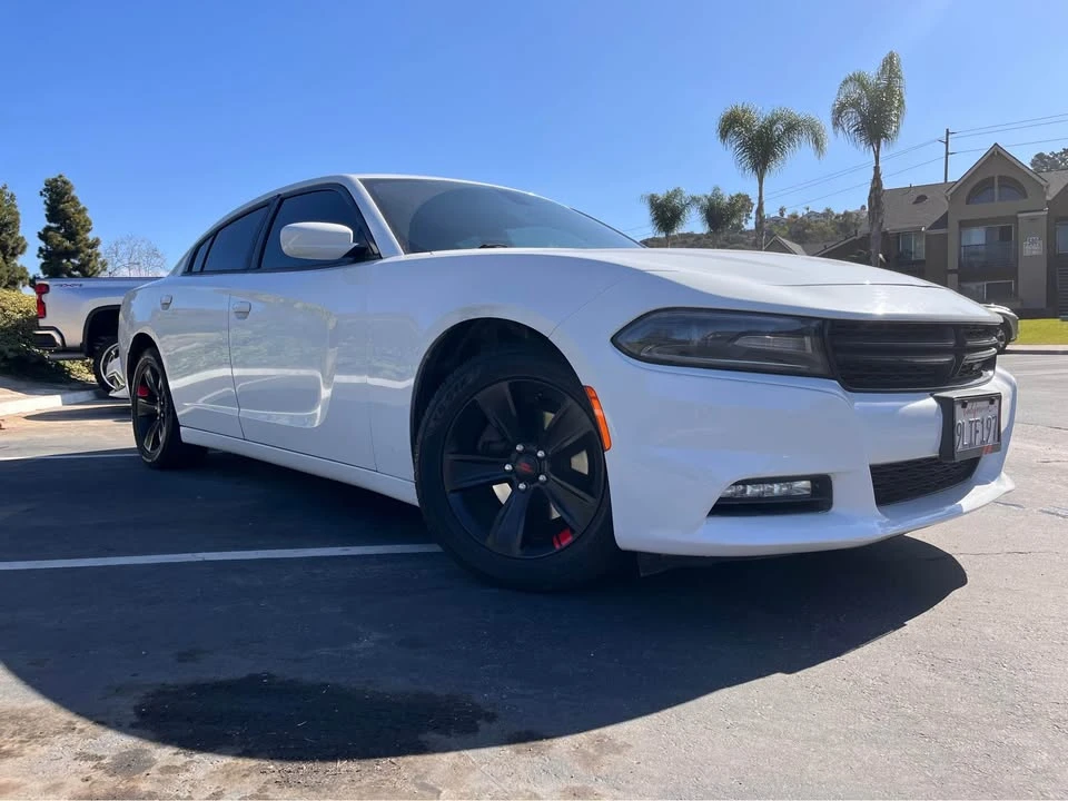 2016 Dodge Charger 7th Gen - Image 3 of 10