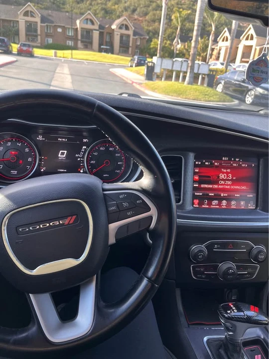 2016 Dodge Charger 7th Gen - Image 9 of 10