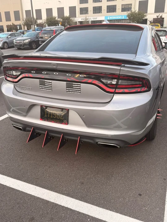 2016 Dodge Charger 7th Gen - Image 3 of 5