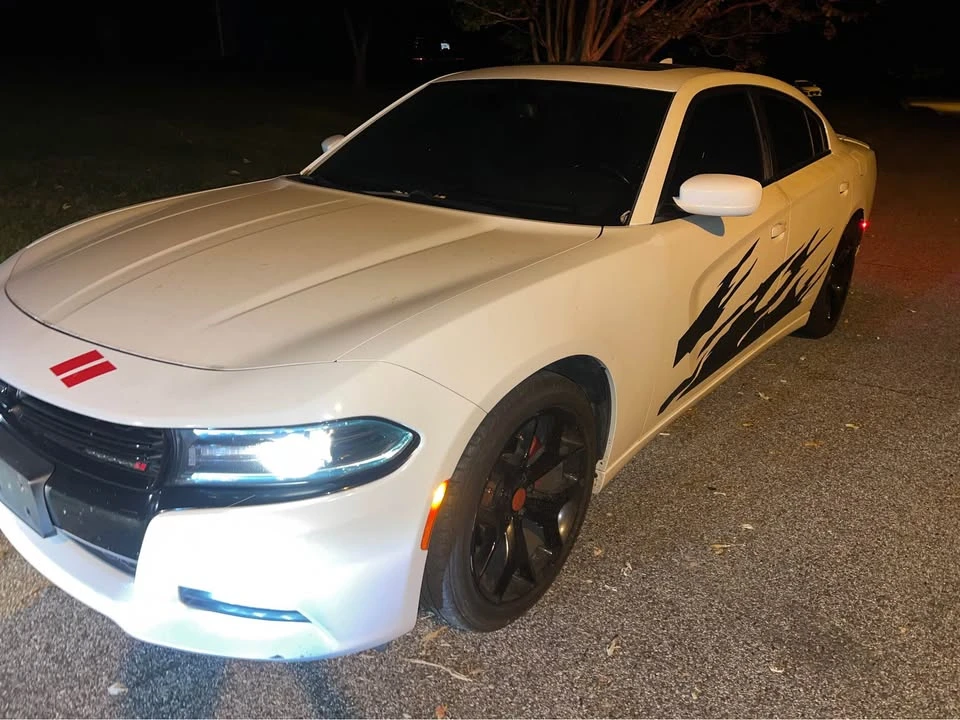 2016 Dodge Charger 7th Gen - Image 9 of 11
