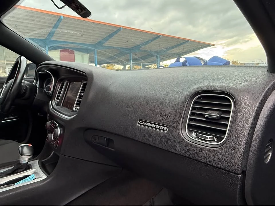 2016 Dodge Charger 7th Gen - Image 16 of 20
