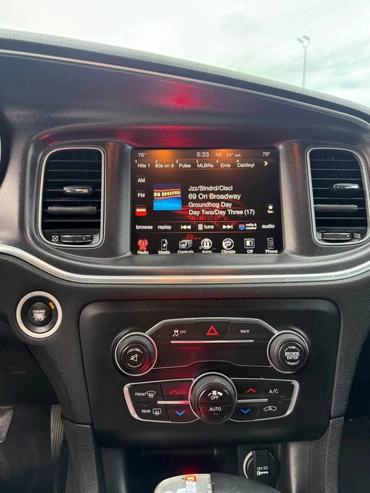 2016 Dodge Charger 7th Gen - Image 12 of 20