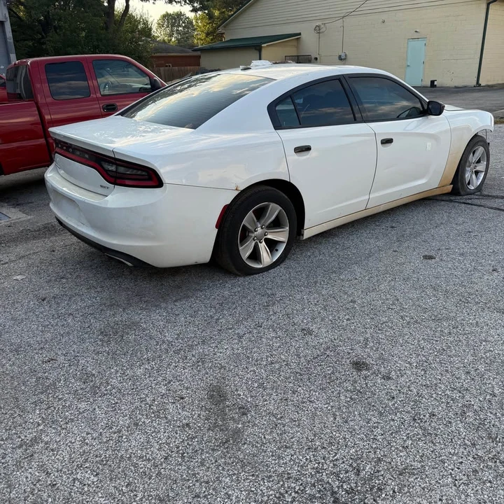 2016 Dodge Charger 7th Gen - Image 2 of 5